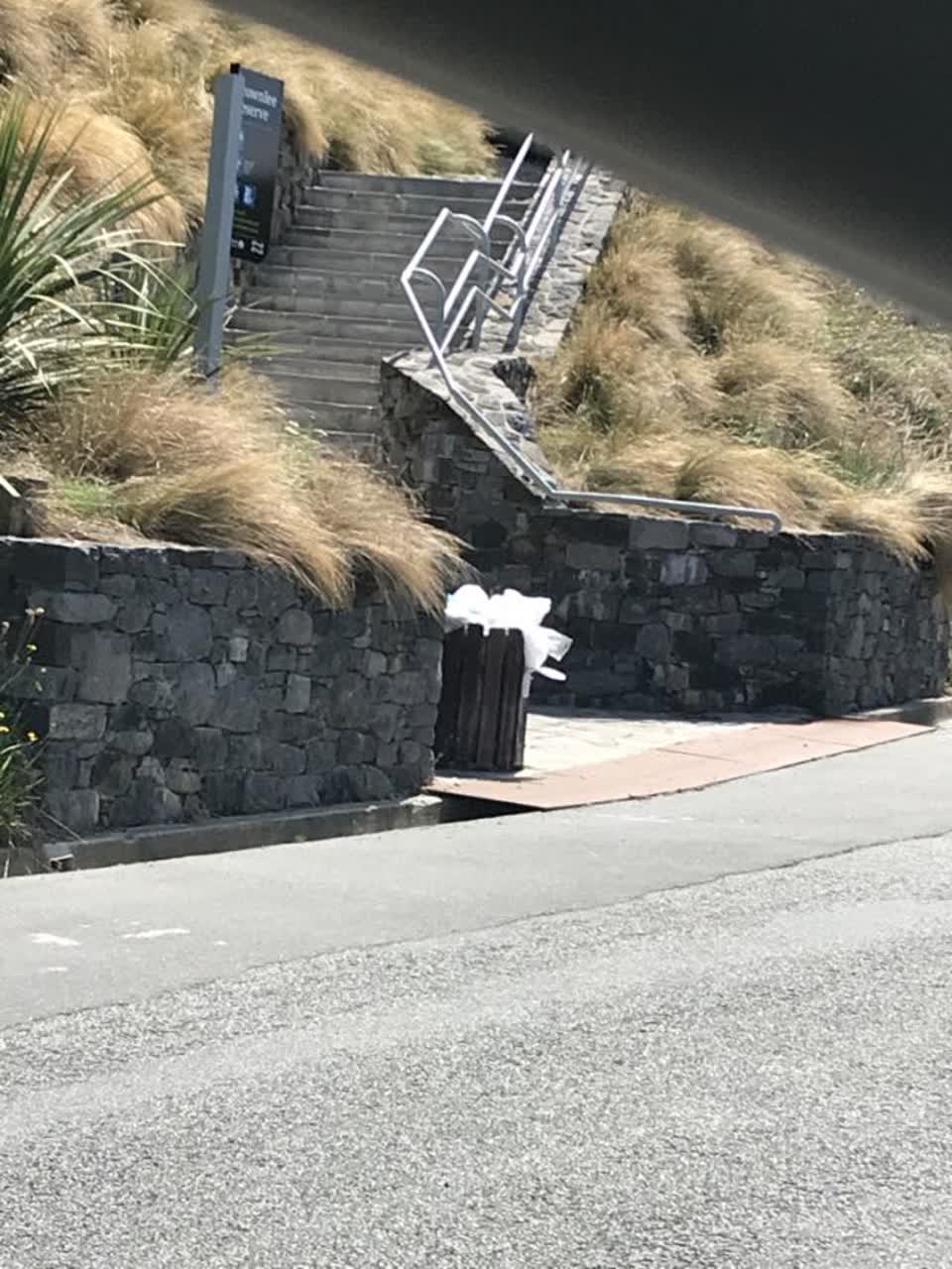 The photograph attached to this rubbish/recycling report