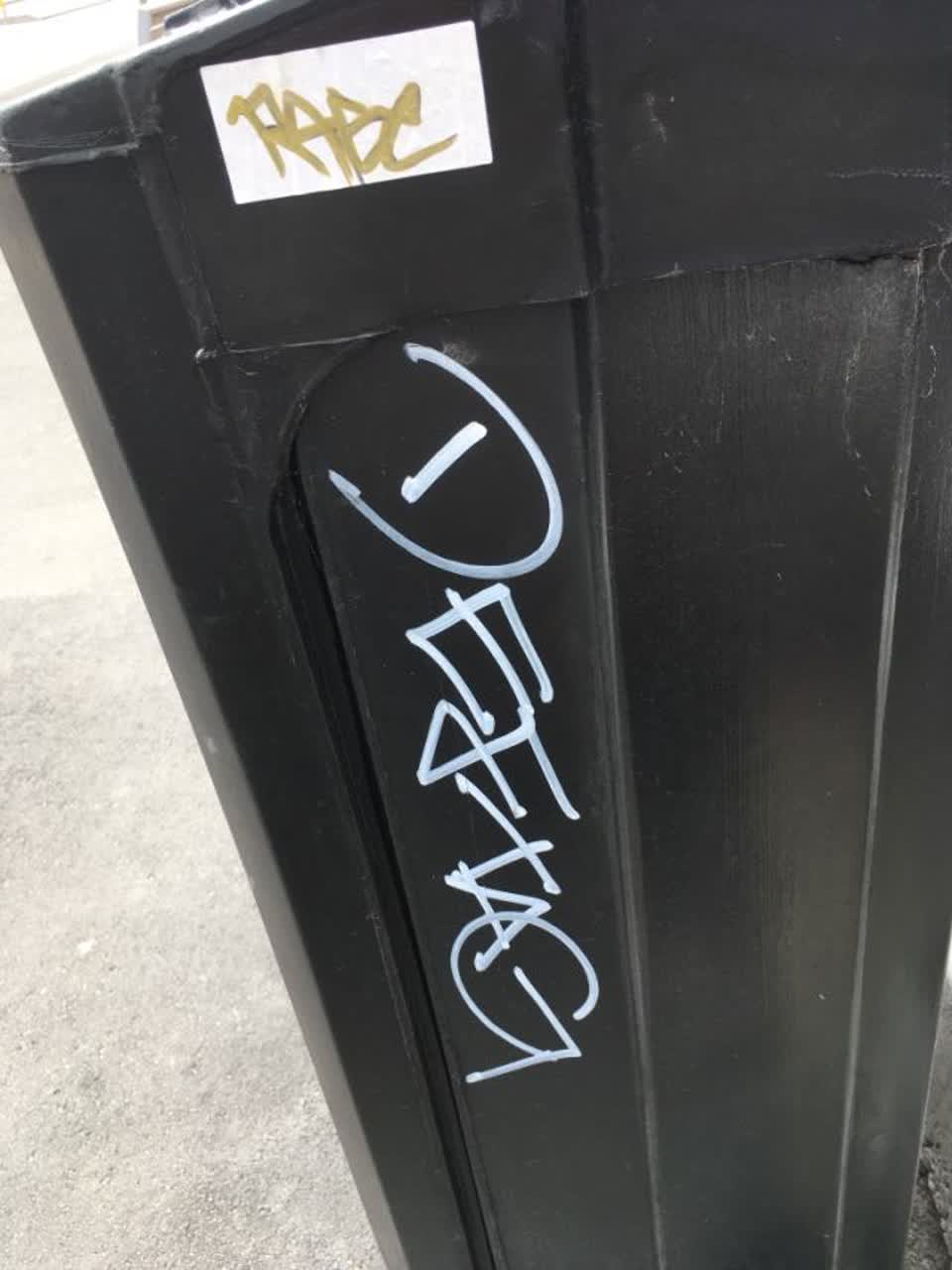 The photograph attached to this graffiti report