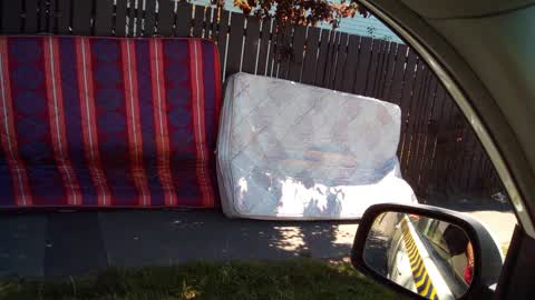Rubbish/Recycling, a report photo