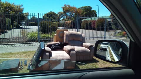 Rubbish/Recycling, a report photo