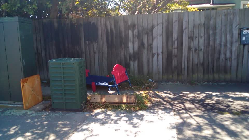 The photograph attached to this rubbish/recycling report
