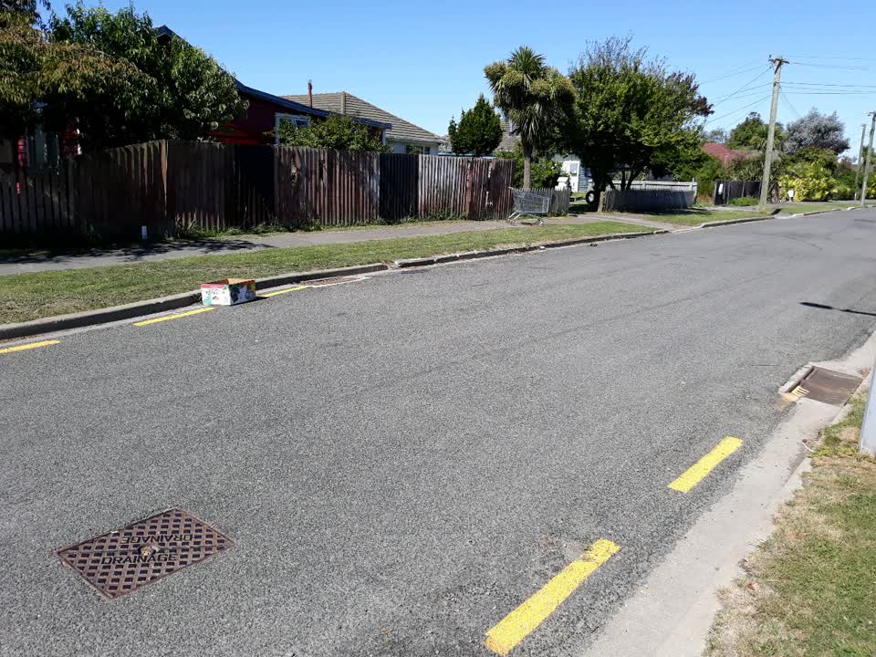 The photograph attached to this roading/streets report