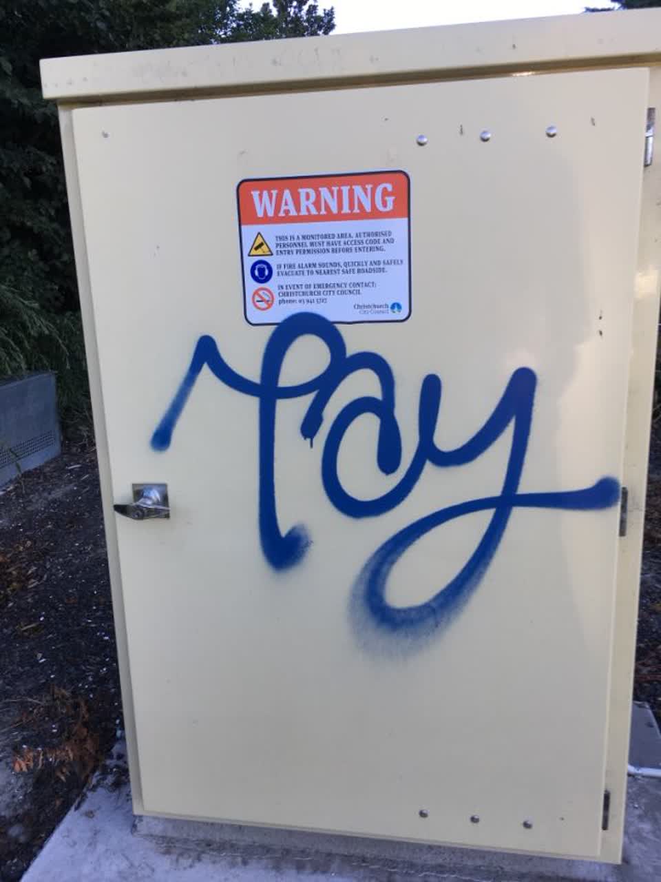 The photograph attached to this graffiti report