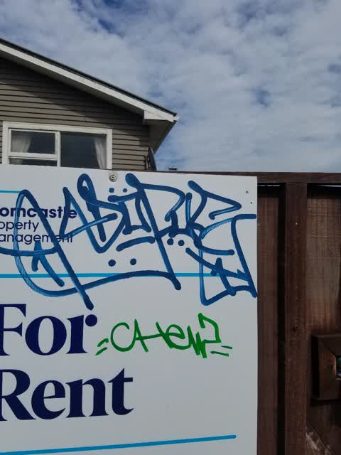 Graffiti, a report photo