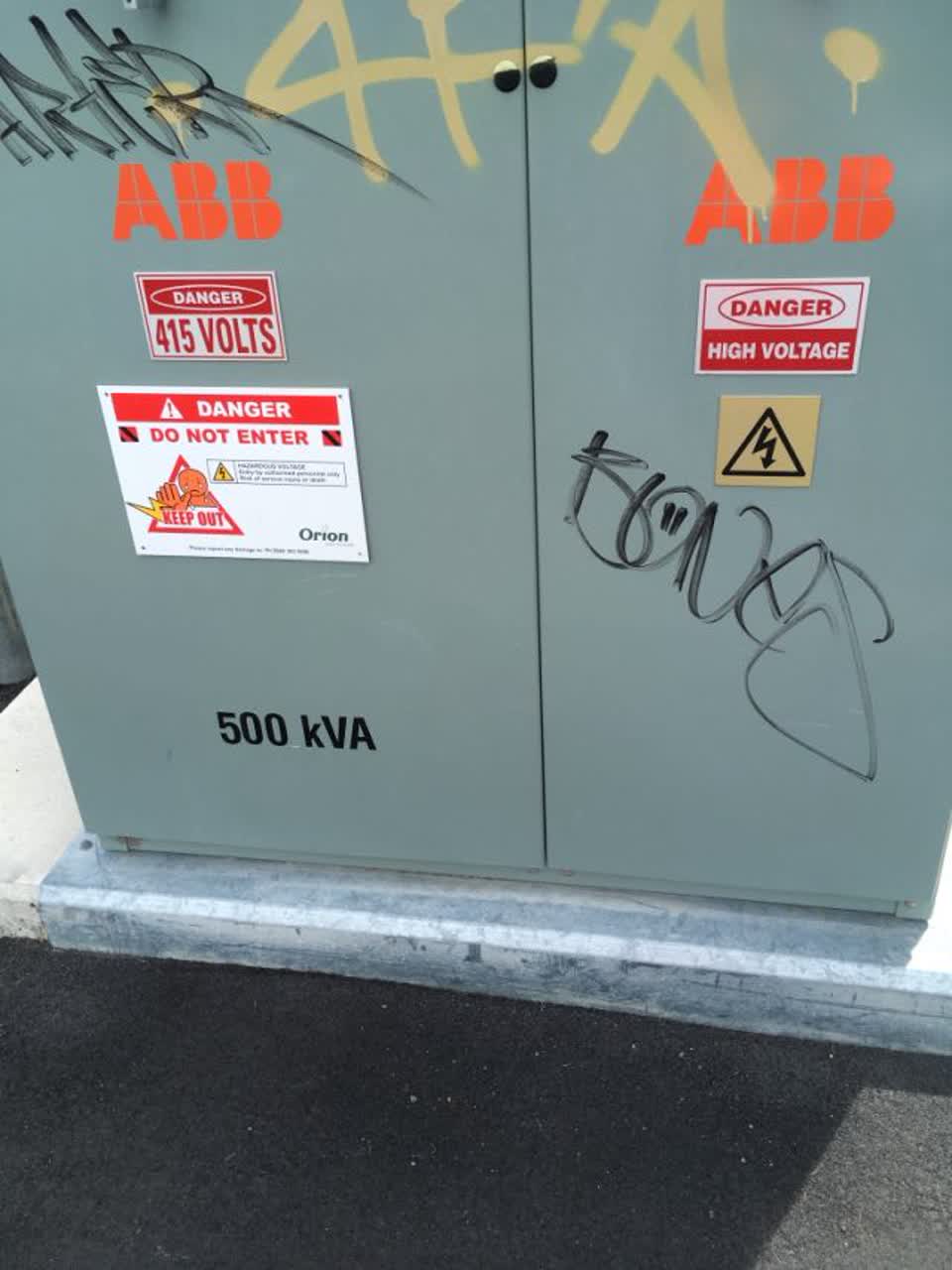 The photograph attached to this graffiti report