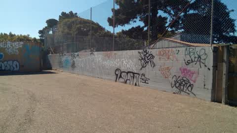Graffiti, a report photo
