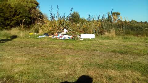 Rubbish/Recycling, a report photo