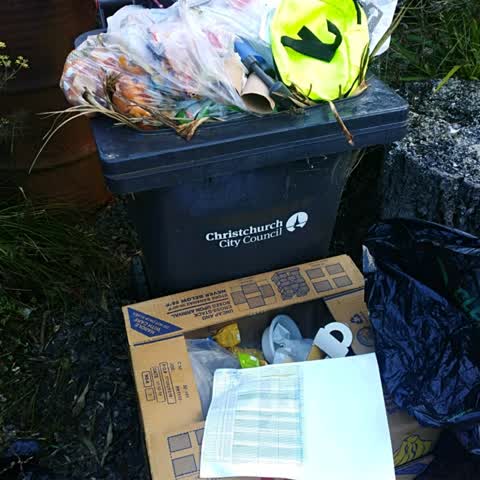Rubbish/Recycling, a report photo