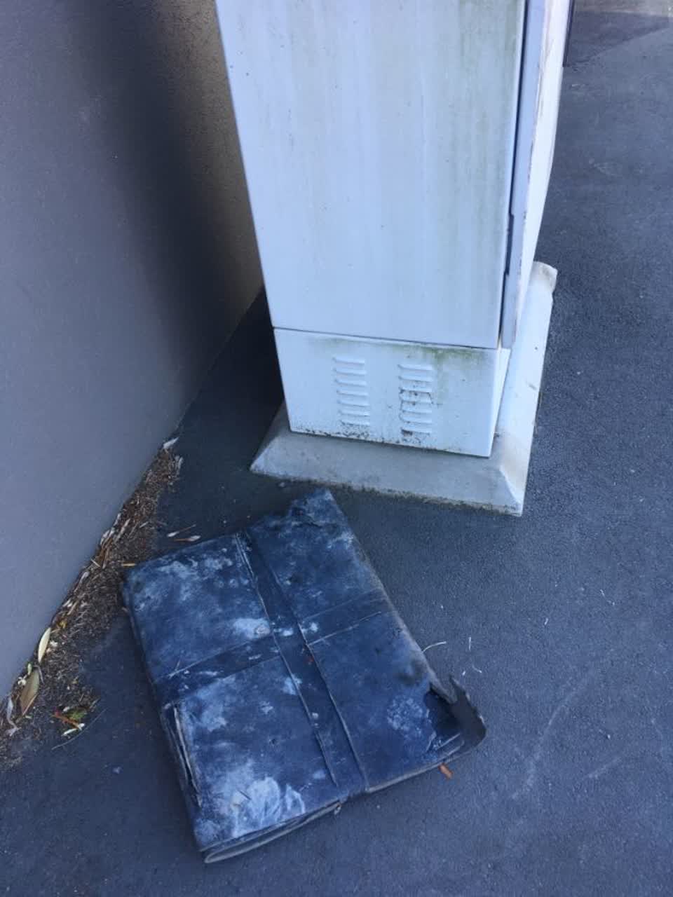 The photograph attached to this rubbish/recycling report
