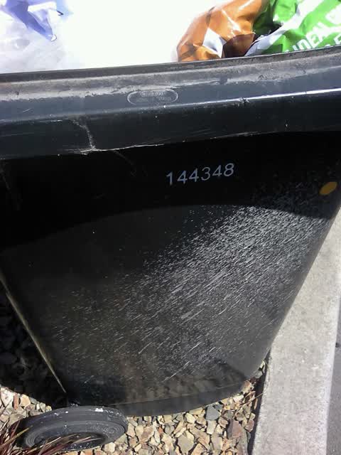 Rubbish/Recycling, a report photo