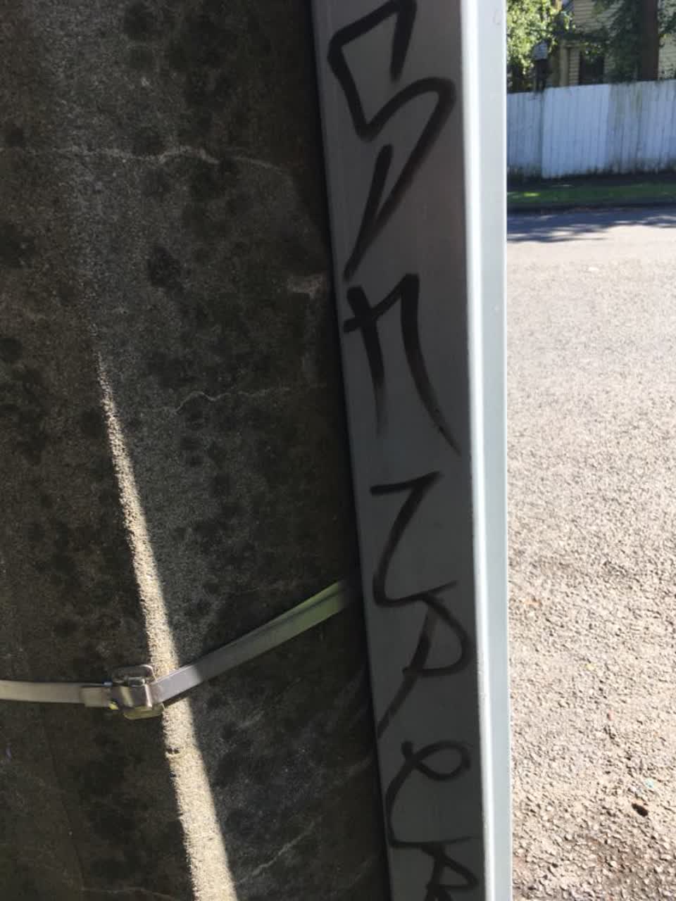 The photograph attached to this graffiti report