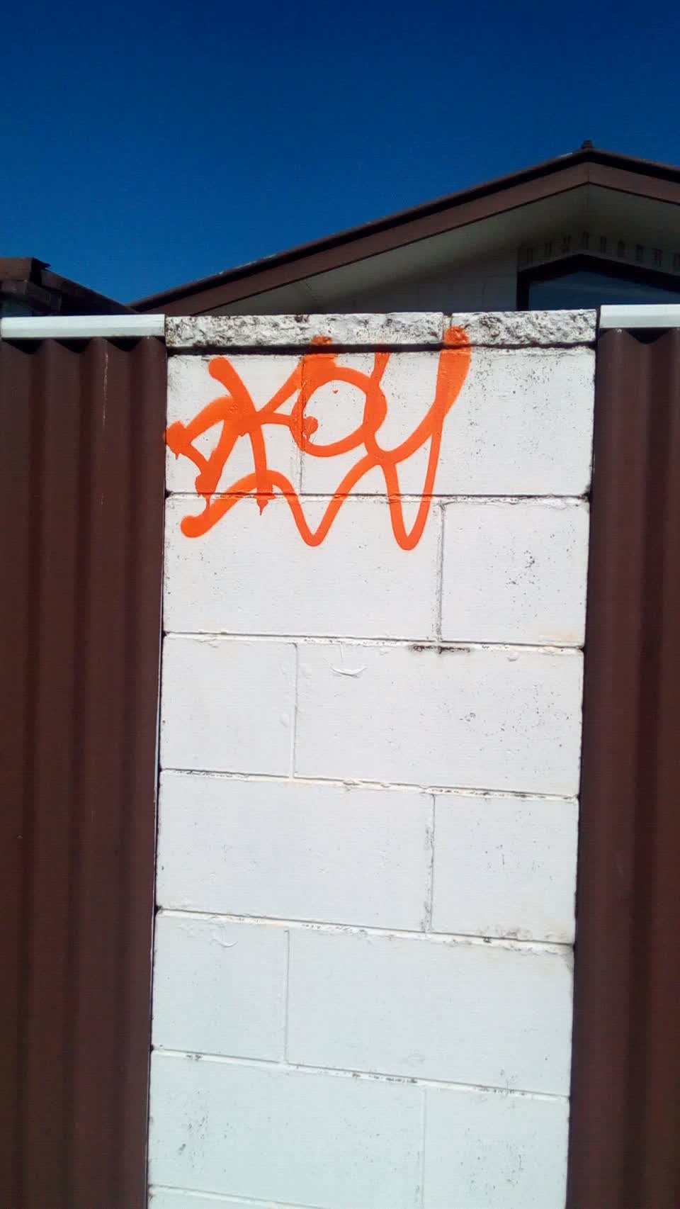 The photograph attached to this graffiti report
