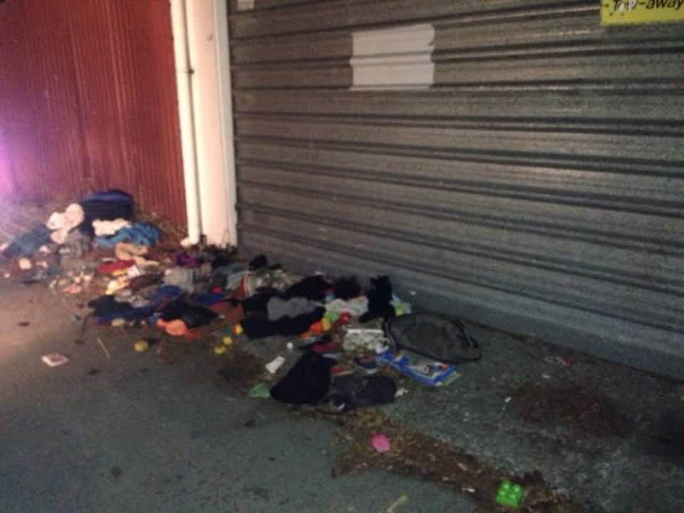 The photograph attached to this rubbish/recycling report