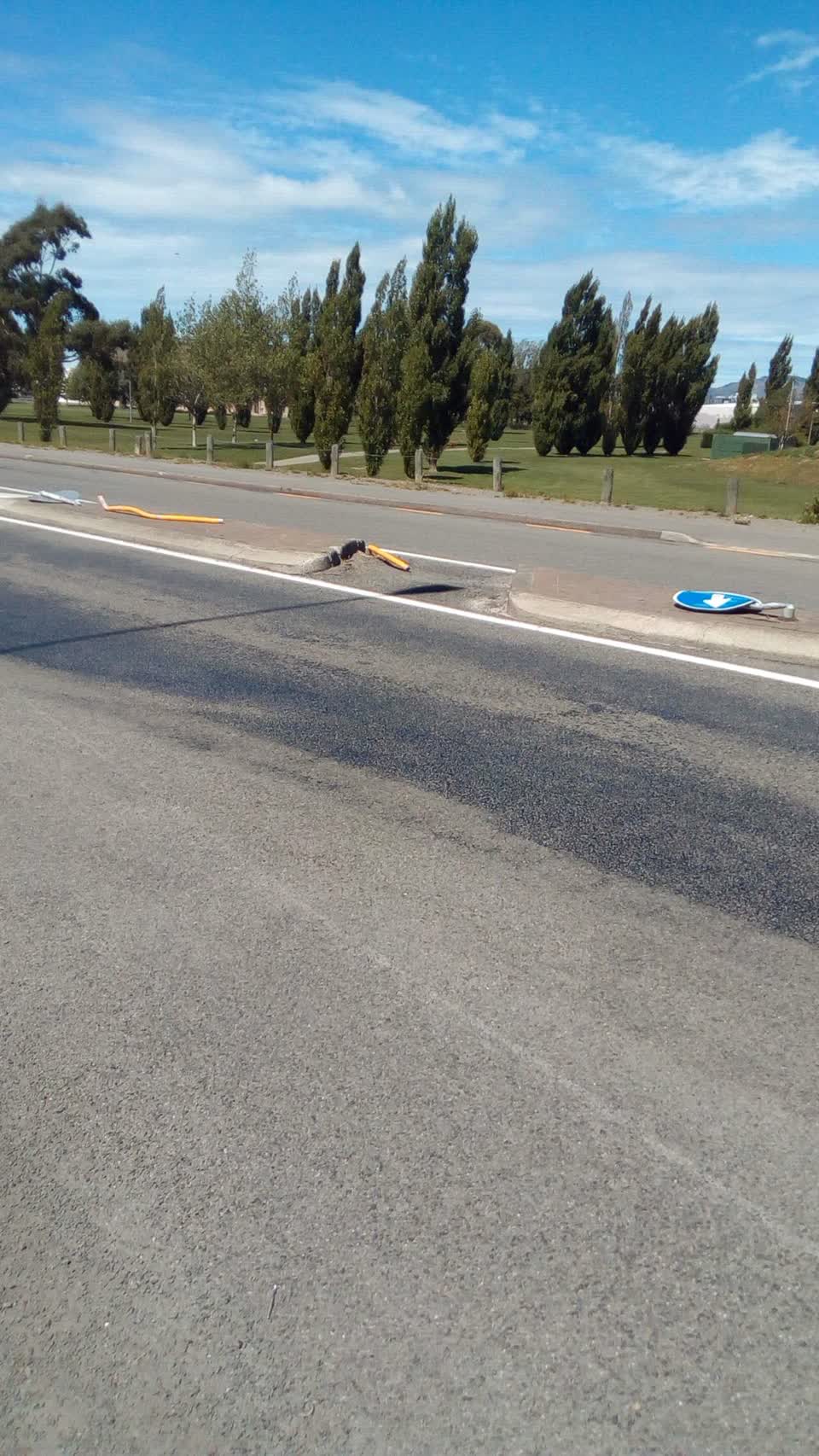 The photograph attached to this roading/streets report