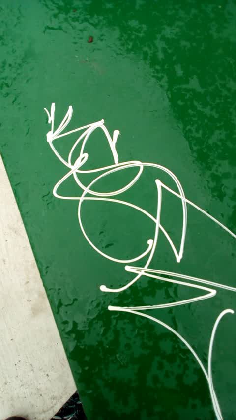 Graffiti, a report photo