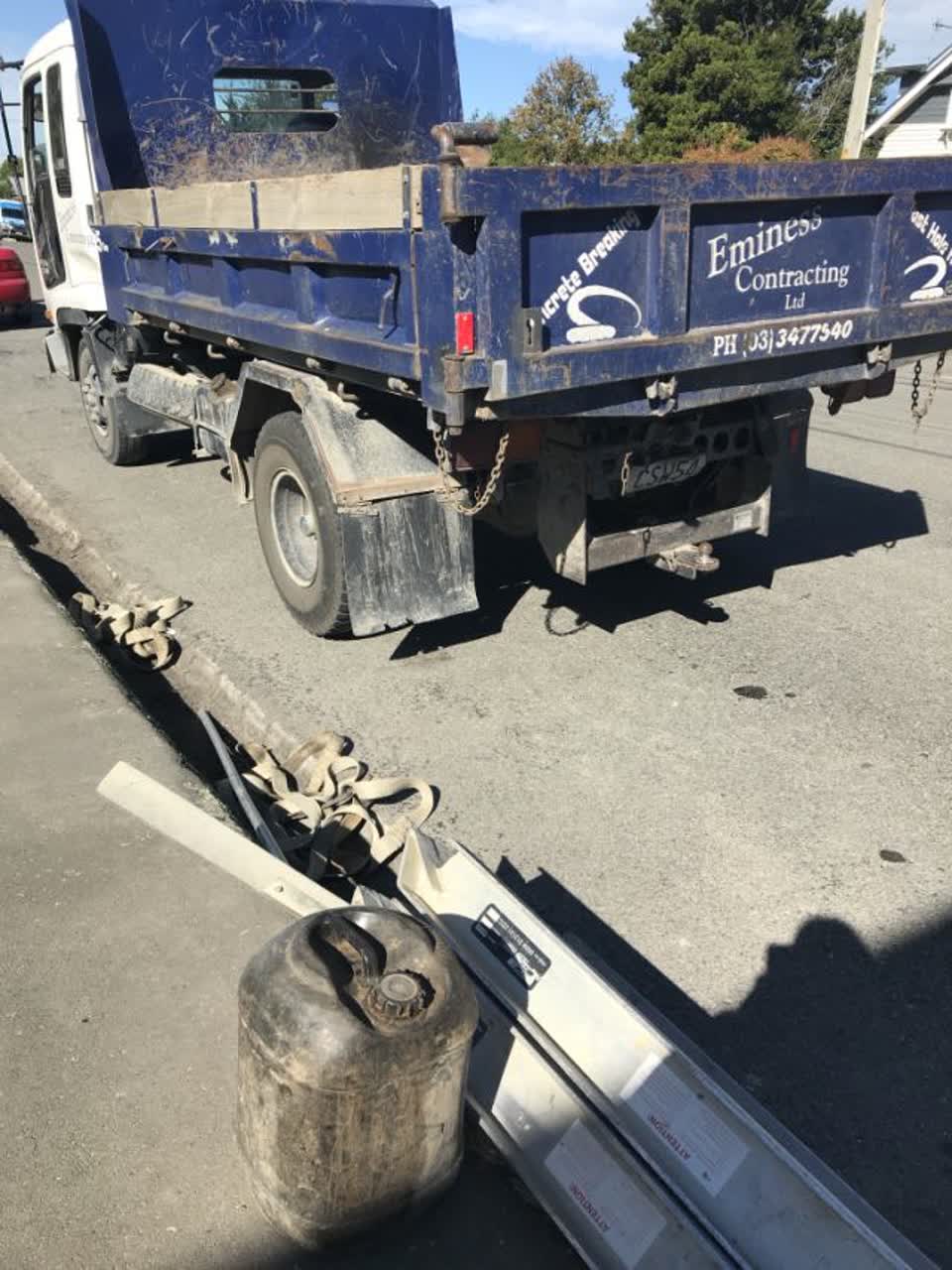 The photograph attached to this roading/streets report