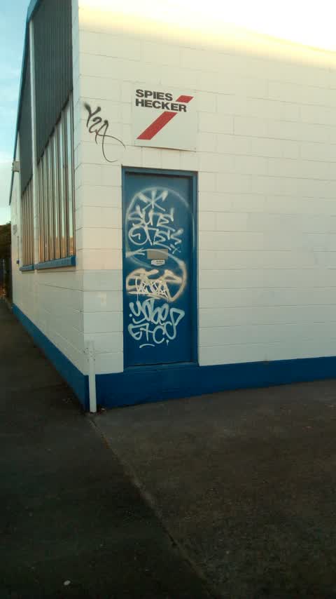 Graffiti, a report photo