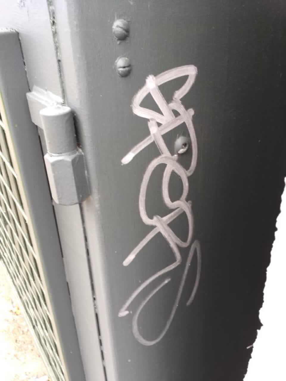 The photograph attached to this graffiti report
