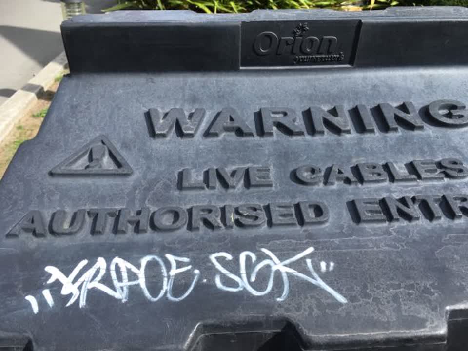 The photograph attached to this graffiti report