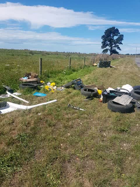 Rubbish/Recycling — a report photo