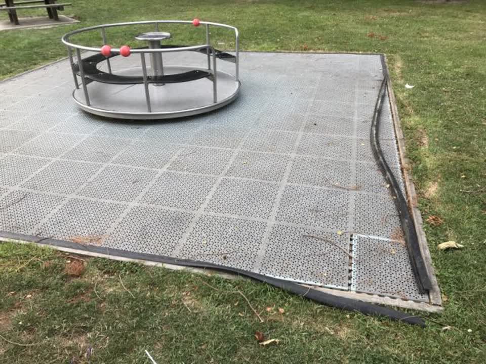 The photograph attached to this parks report
