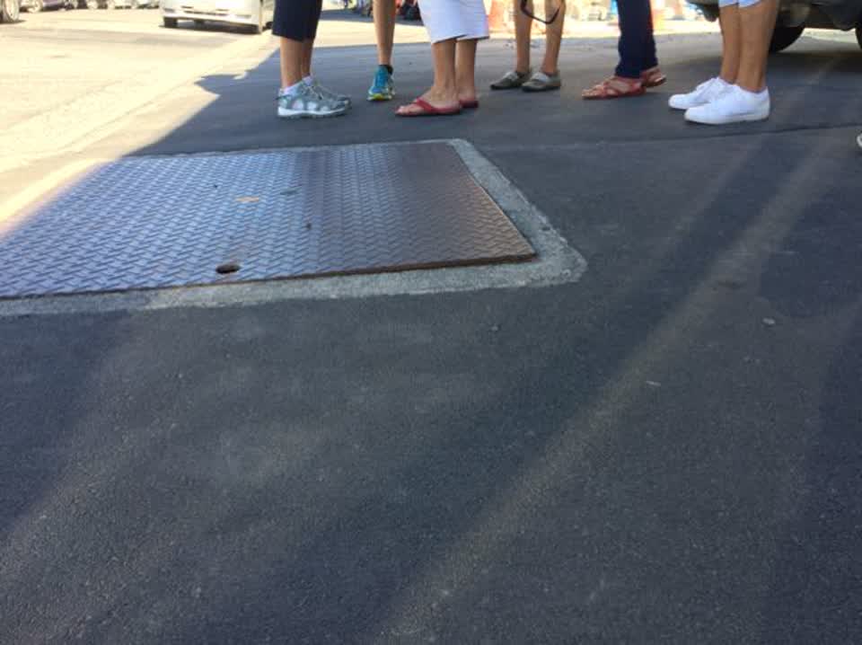 The photograph attached to this roading/streets report