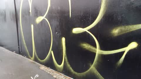 Graffiti, a report photo