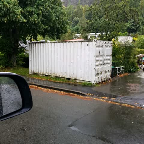 Roading/Streets, a report photo