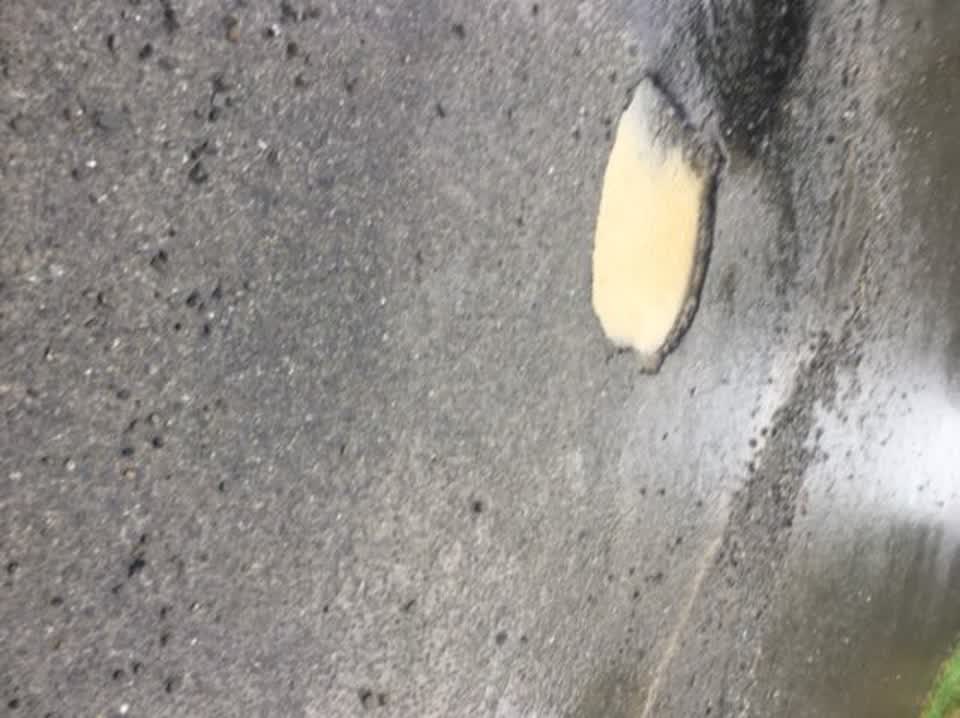 The photograph attached to this roading/streets report