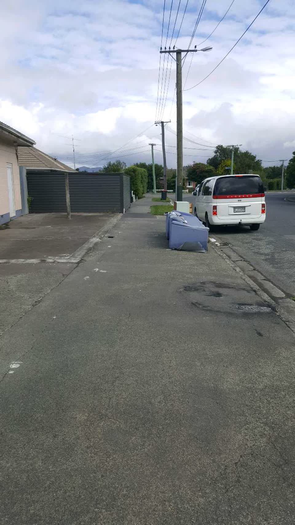 The photograph attached to this rubbish/recycling report