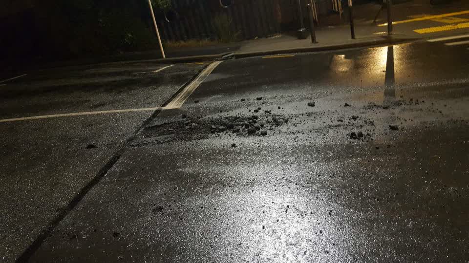 The photograph attached to this roading/streets report