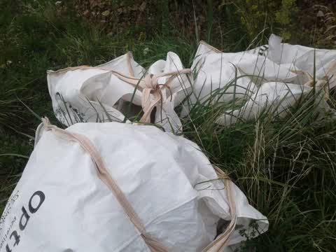 Rubbish/Recycling, a report photo