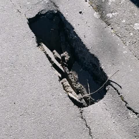 Roading/Streets, a report photo