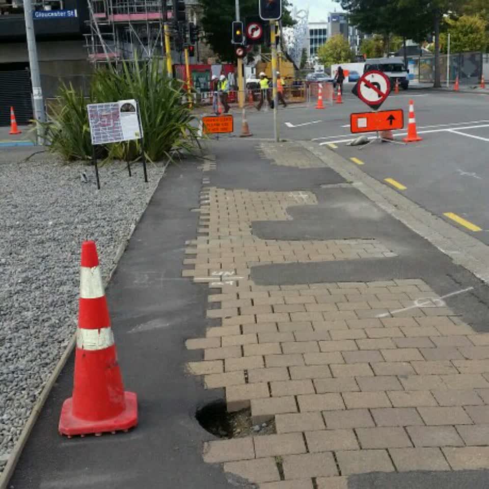 The photograph attached to this roading/streets report
