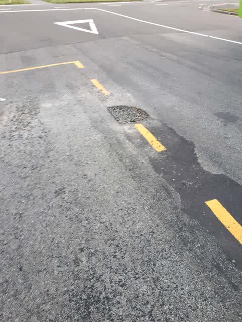 Roading/Streets, a report photo