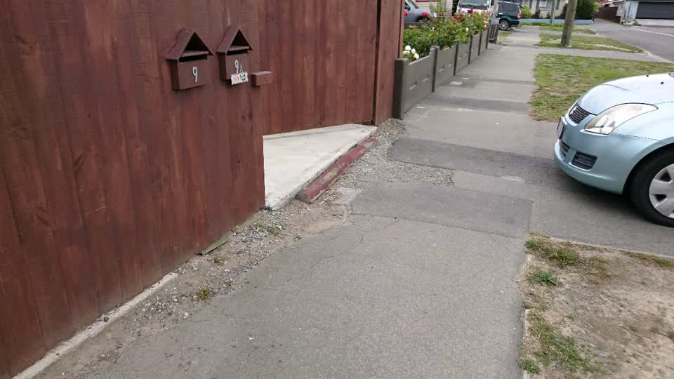 The photograph attached to this roading/streets report