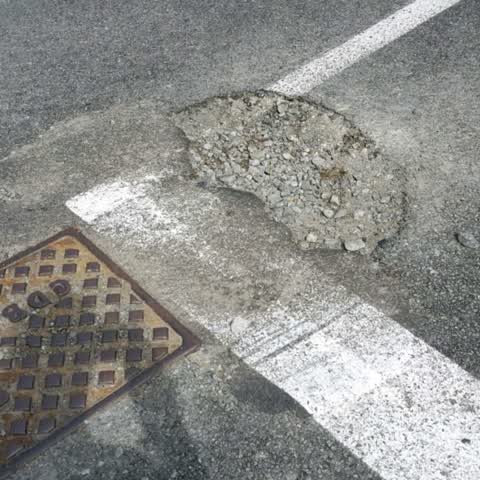 Roading/Streets, a report photo