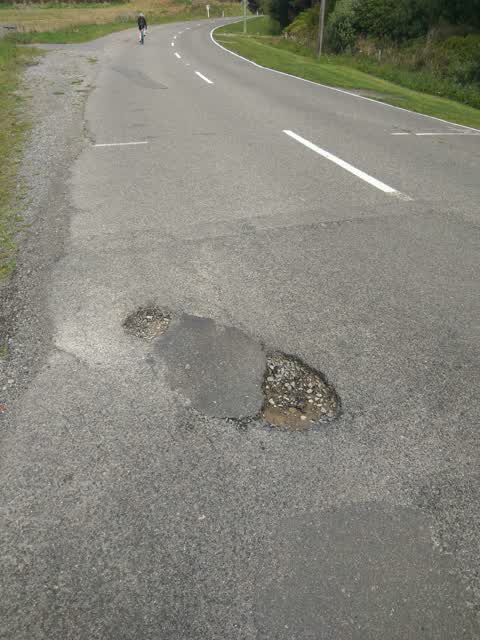 Roading/Streets, a report photo