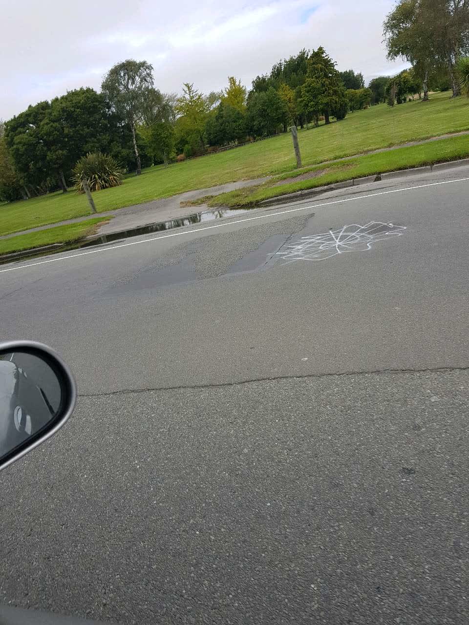 The photograph attached to this roading/streets report