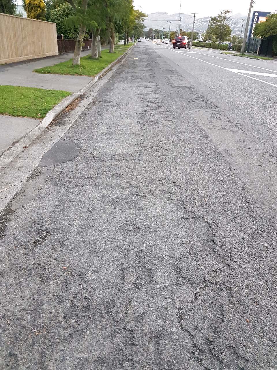 The photograph attached to this roading/streets report