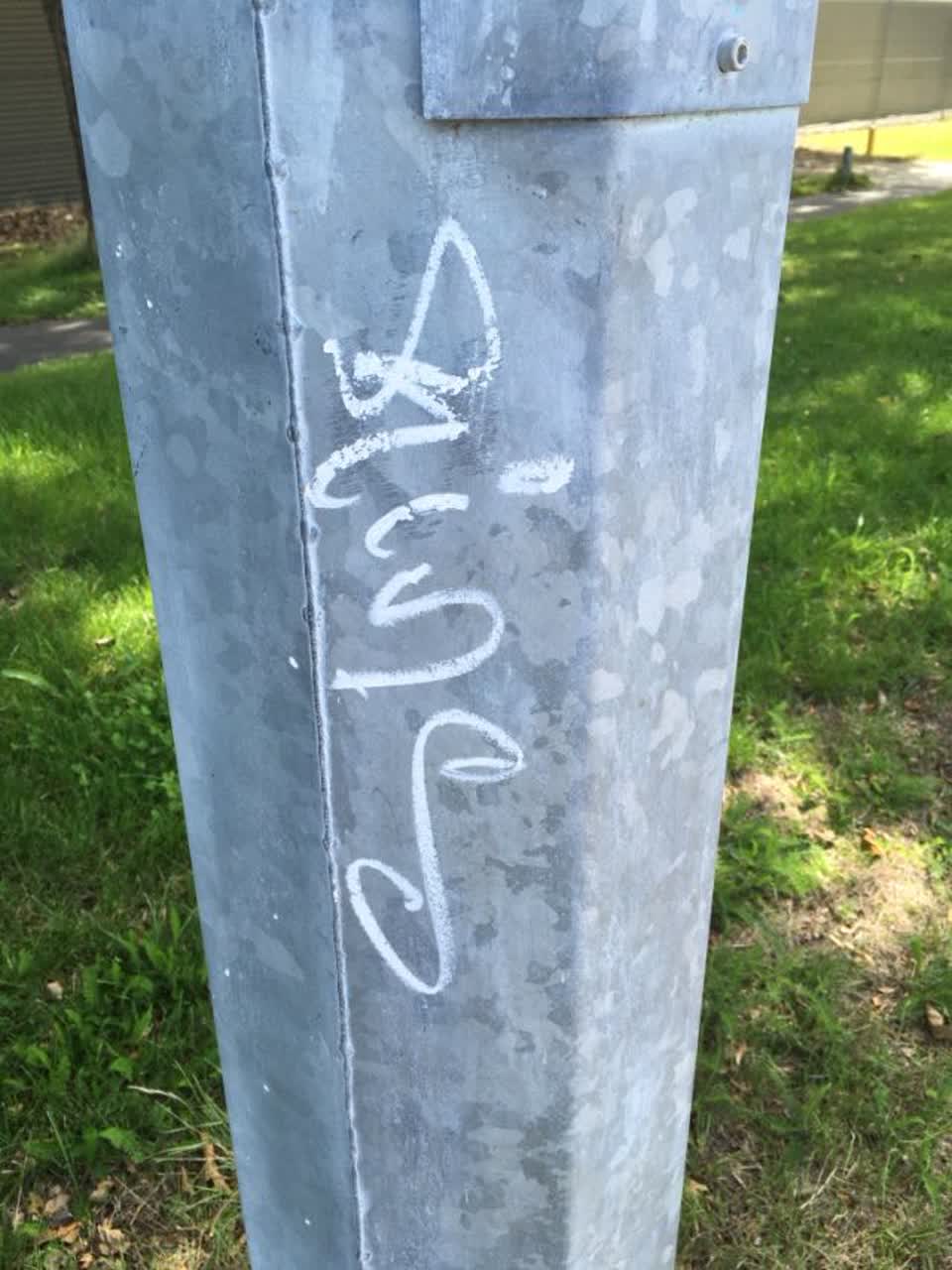 The photograph attached to this graffiti report