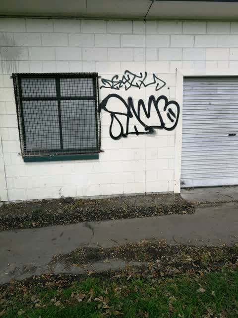 Graffiti, a report photo