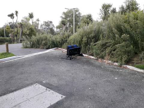 Rubbish/Recycling, a report photo