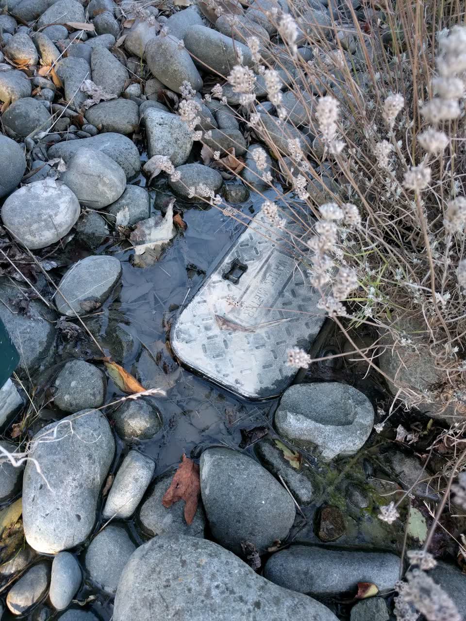 The photograph attached to this water supply report