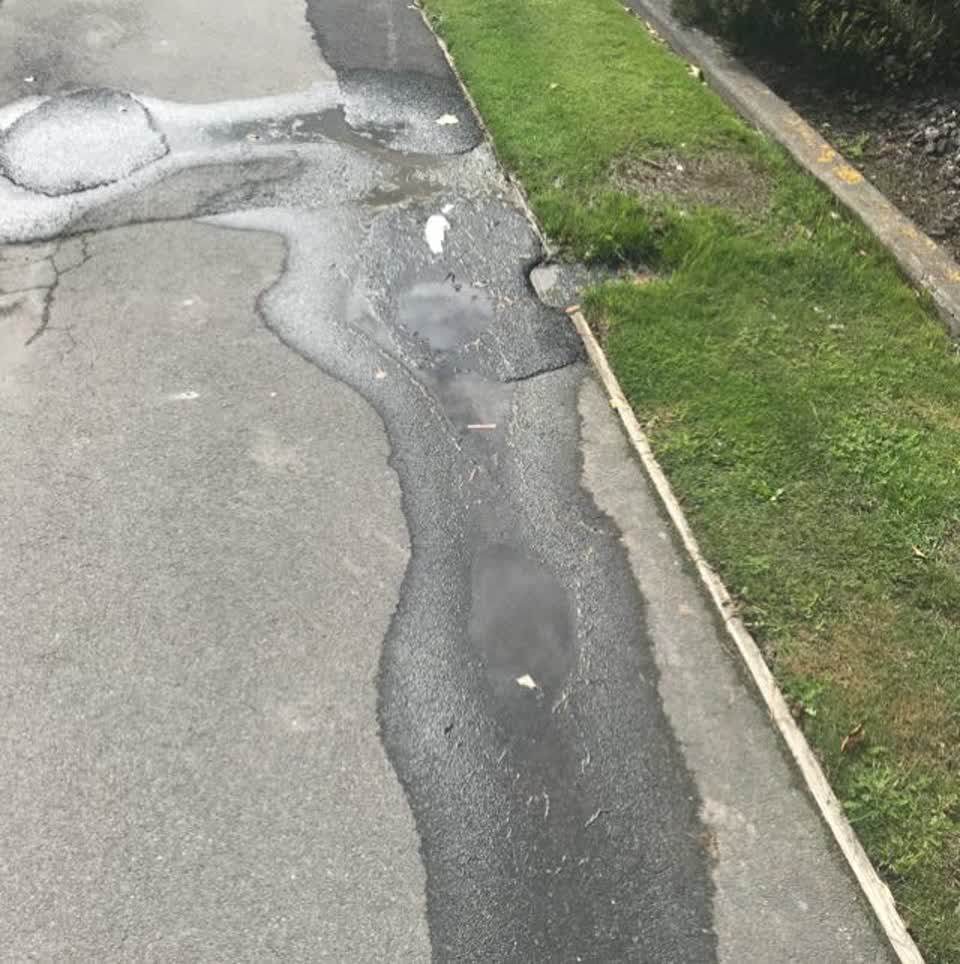 The photograph attached to this water supply report