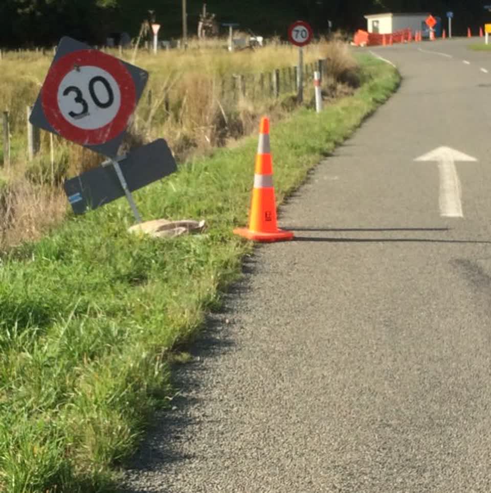 The photograph attached to this roading/streets report