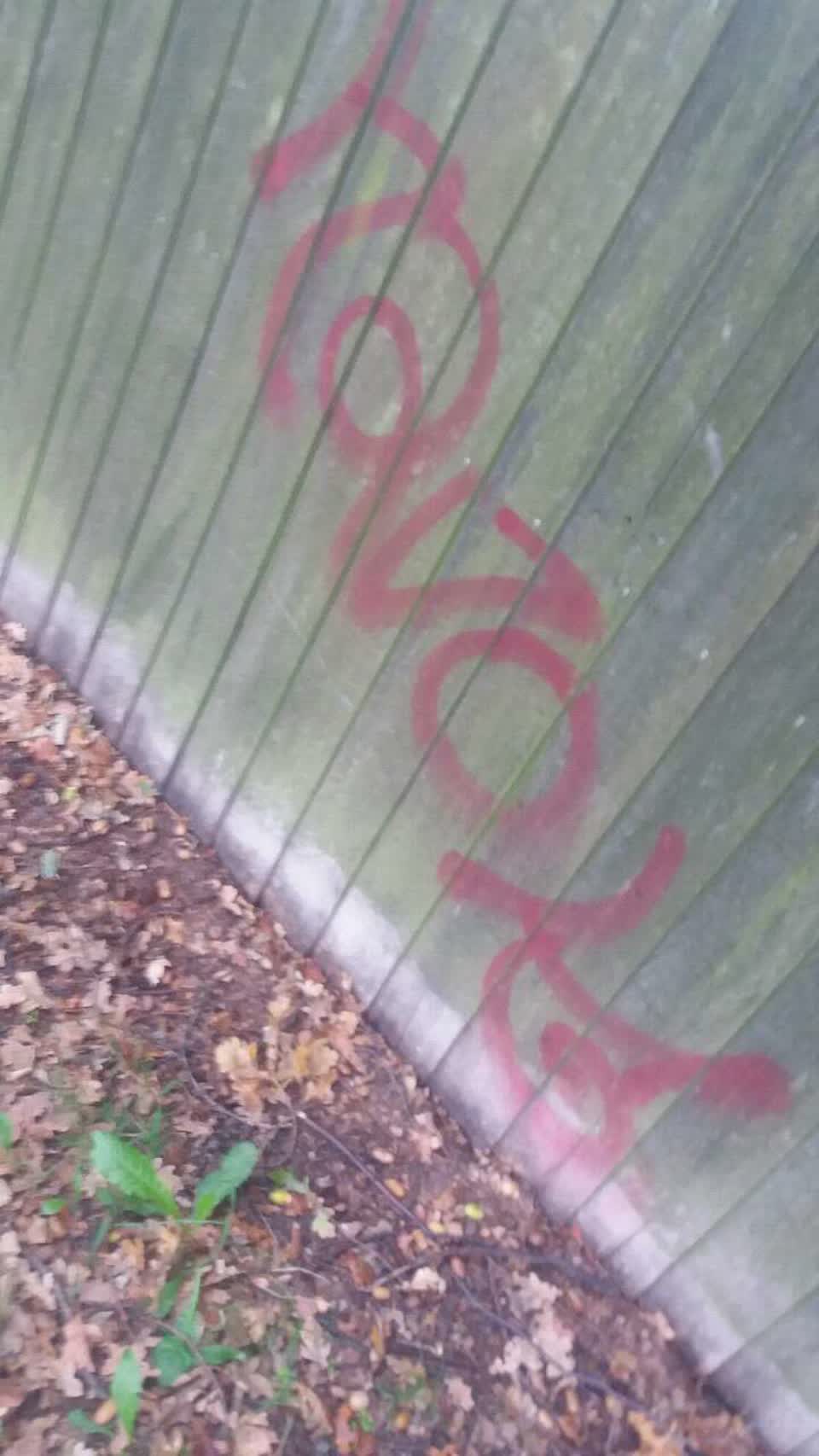 The photograph attached to this graffiti report