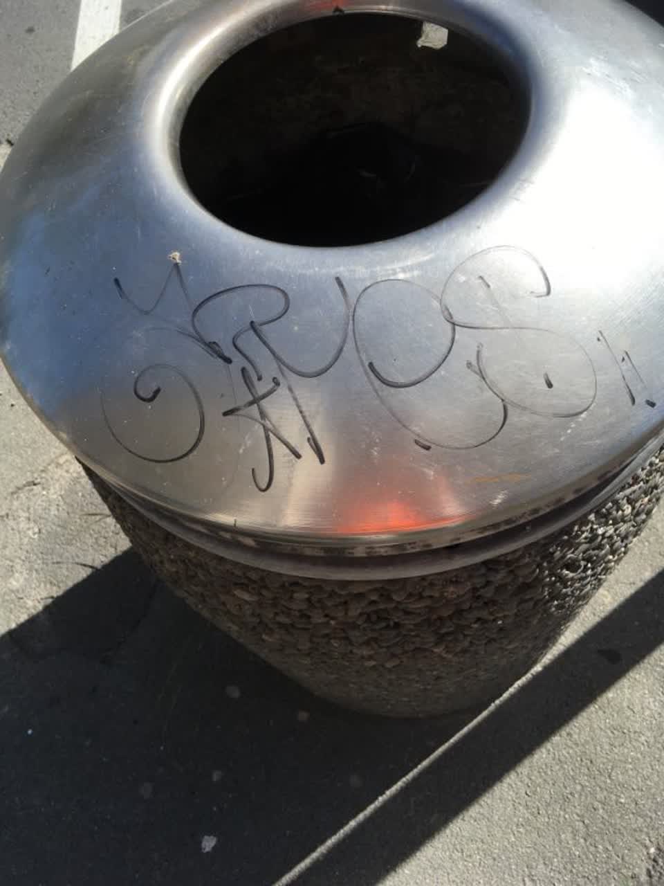 The photograph attached to this graffiti report