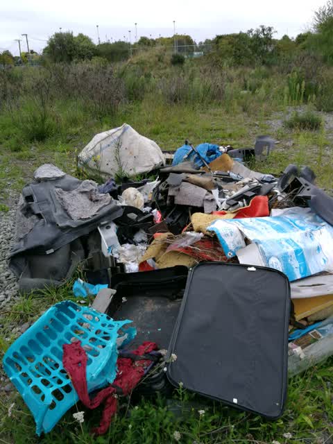 Rubbish/Recycling — a report photo