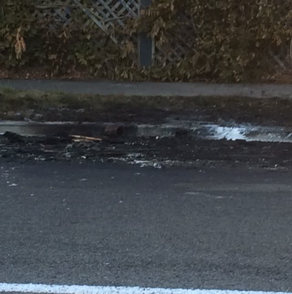 The photograph attached to this roading/streets report